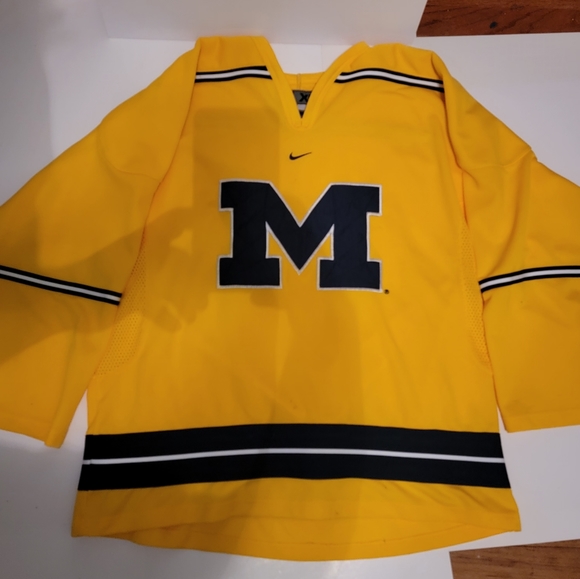Nike Shirts Vintage Michigan Hockey Jersey Poshmark